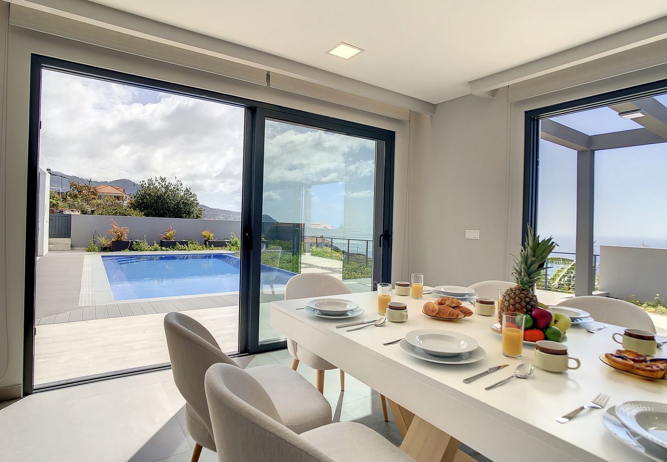 Villa in Estreito Calheta - Villa de la Ponte by Atlantic Holiday Villa in Estreito Calheta - Villa de la Ponte by Atlantic Holiday