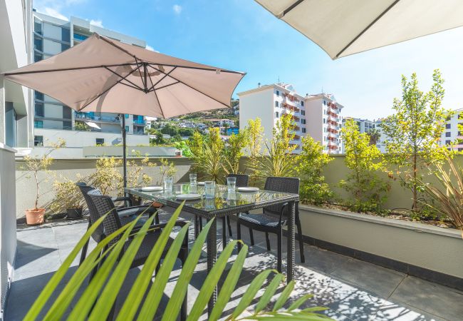 Ferienwohnung in Funchal - Terrace Apartment by Atlantic Holiday