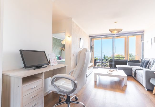 Ferienwohnung in Caniço - Vista Mar by Atlantic Holiday Ferienwohnung in Caniço - Vista Mar by Atlantic Holiday