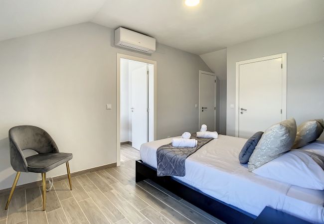 Ferienwohnung in Ponta Delgada - My School II by Atlantic Holiday Ferienwohnung in Ponta Delgada - My School II by Atlantic Holiday