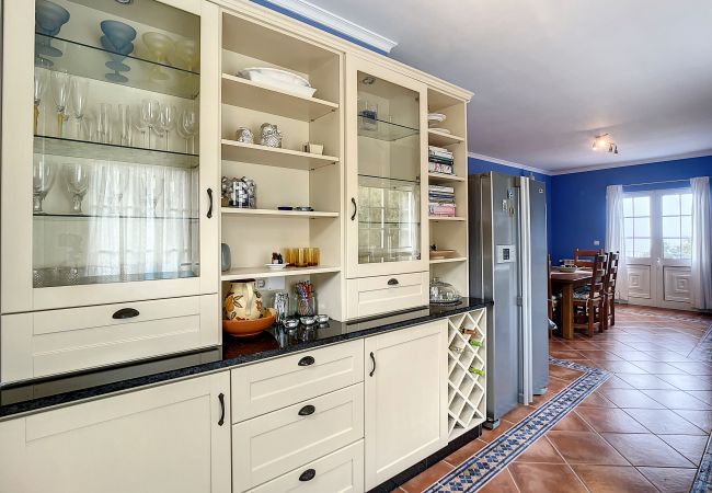 Ferienhaus in Porto Moniz - Vinhaticos House by Atlantic Holiday Ferienhaus in Porto Moniz - Vinhaticos House by Atlantic Holiday