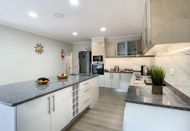 Ferienhaus in Machico - Solarium Villa by Atlantic Holiday Ferienhaus in Machico - Solarium Villa by Atlantic Holiday