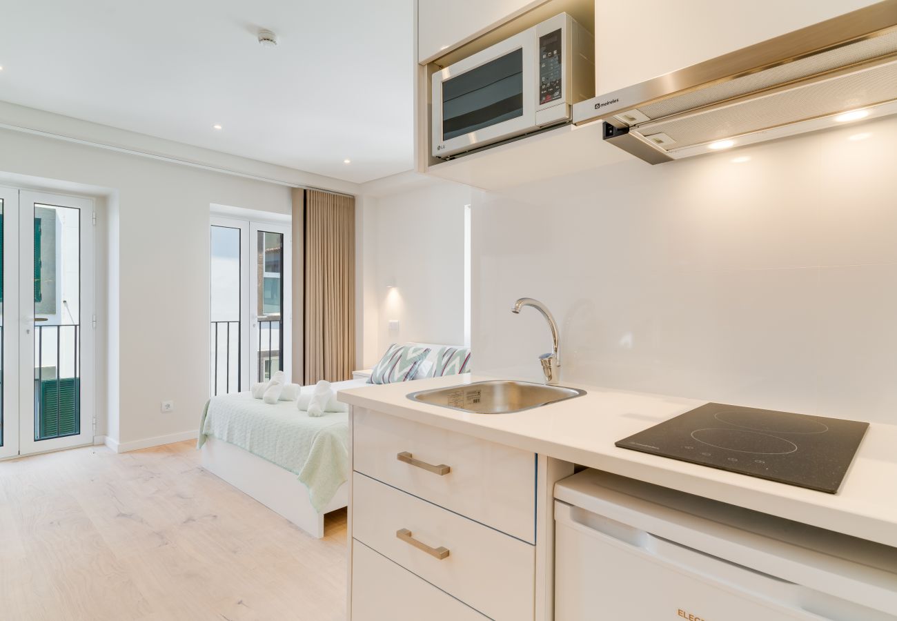 Studio in Funchal - Q Studios 2 by Atlantic Holiday Studio in Funchal - Q Studios 2 by Atlantic Holiday