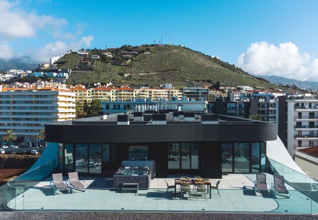 Ferienwohnung in Funchal - Majestic Penthouse View by Atlantic Holiday Ferienwohnung in Funchal - Majestic Penthouse View by Atlantic Holiday