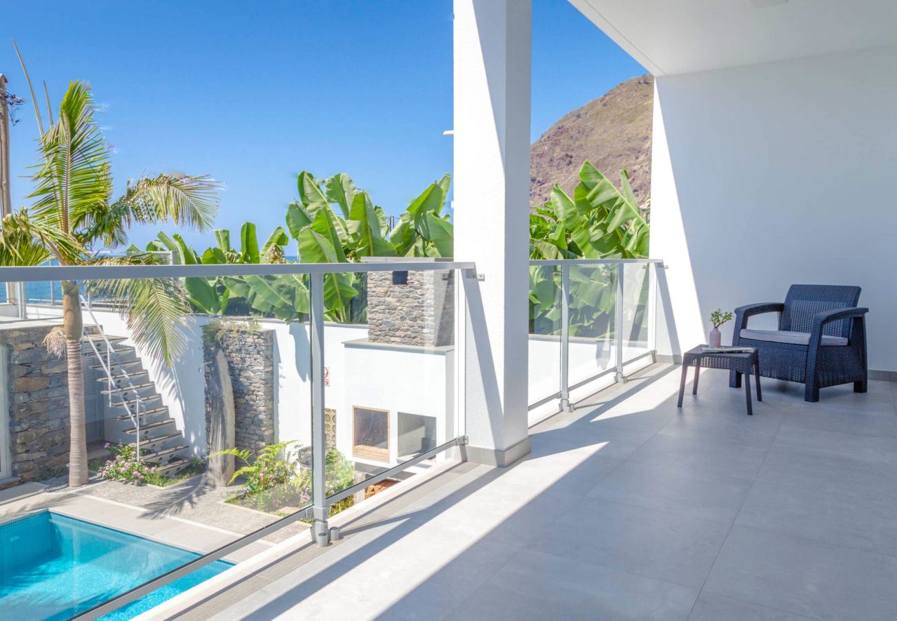 Villa in Madalena do Mar - Madeira Beach House by Atlantic Holiday Villa in Madalena do Mar - Madeira Beach House by Atlantic Holiday