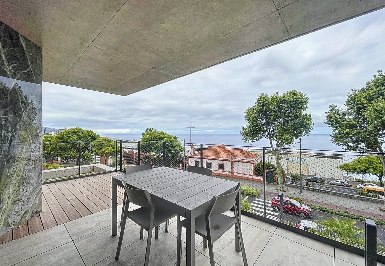 Ferienwohnung in Funchal - Monumental Sea&Sky by Atlantic Holiday Ferienwohnung in Funchal - Monumental Sea&Sky by Atlantic Holiday