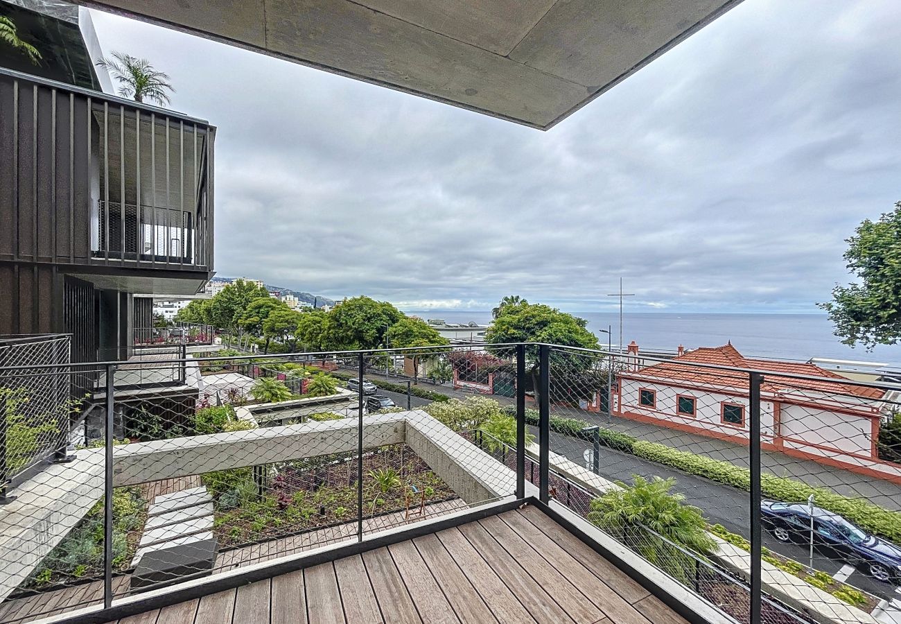 Ferienwohnung in Funchal - Monumental Sea&Sky by Atlantic Holiday Ferienwohnung in Funchal - Monumental Sea&Sky by Atlantic Holiday