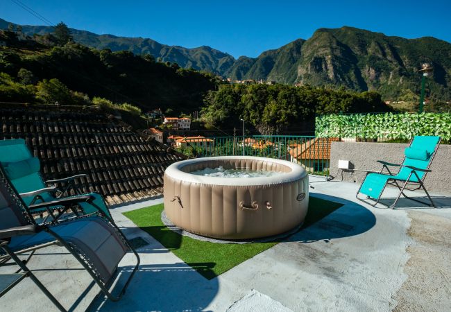 Apartamento en São Vicente - Stone House 'Vista' by Atlantic Holiday