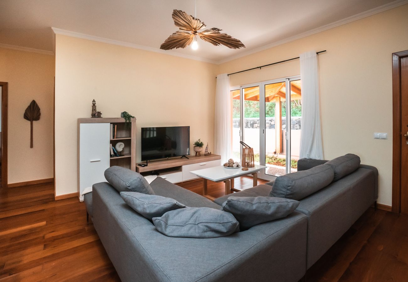 Casa en São Vicente - Fajã do Amo by Atlantic Holiday Casa en São Vicente - Fajã do Amo by Atlantic Holiday