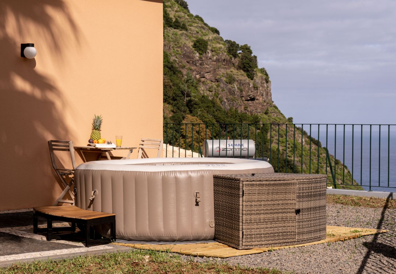 Casa en São Vicente - Fajã do Amo by Atlantic Holiday Casa en São Vicente - Fajã do Amo by Atlantic Holiday