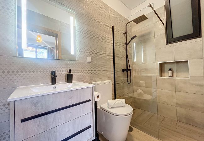 Casa en Câmara de Lobos - Figueiras House by Atlantic Holiday Casa en Câmara de Lobos - Figueiras House by Atlantic Holiday