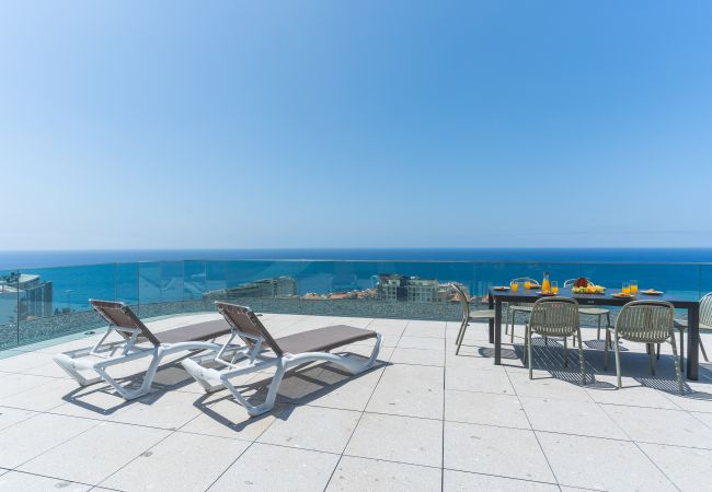 Apartamento en Funchal - Majestic Penthouse View by Atlantic Holiday Apartamento en Funchal - Majestic Penthouse View by Atlantic Holiday