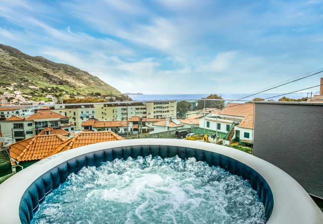  à Machico - Rose House by Atlantic Holiday