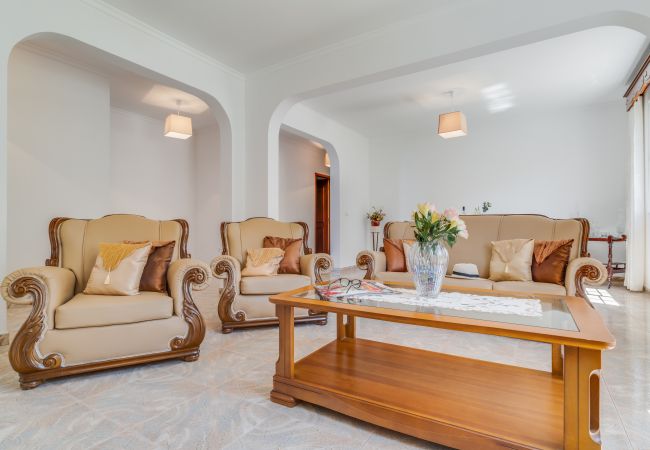 Maison à Arco da Calheta - Familia Teixeira House by Atlantic Holiday Maison à Arco da Calheta - Familia Teixeira House by Atlantic Holiday
