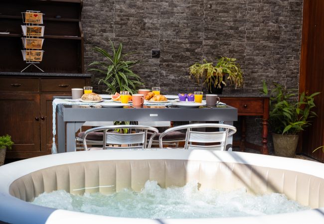 Apartamento em São Vicente - Stone House 'Vista' II by Atlantic Holiday Apartamento em São Vicente - Stone House 'Vista' II by Atlantic Holiday