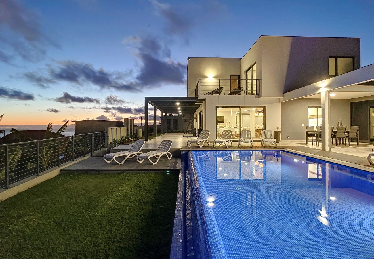 Villa em Estreito Calheta - Villa de la Ponte by Atlantic Holiday Villa em Estreito Calheta - Villa de la Ponte by Atlantic Holiday