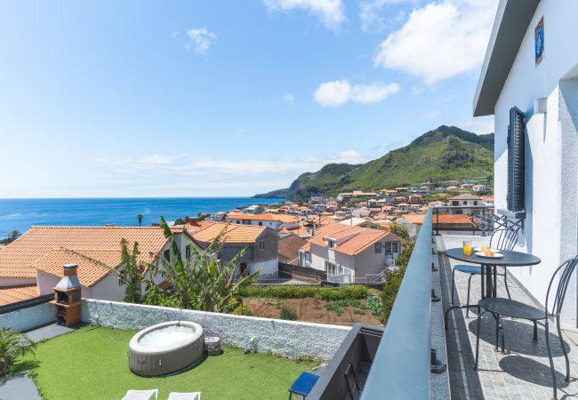Apartamento em Caniçal - Casa da Avó by Atlantic Holiday