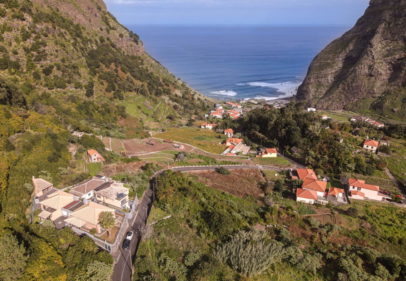 Casa em São Vicente - Fajã do Amo by Atlantic Holiday Casa em São Vicente - Fajã do Amo by Atlantic Holiday