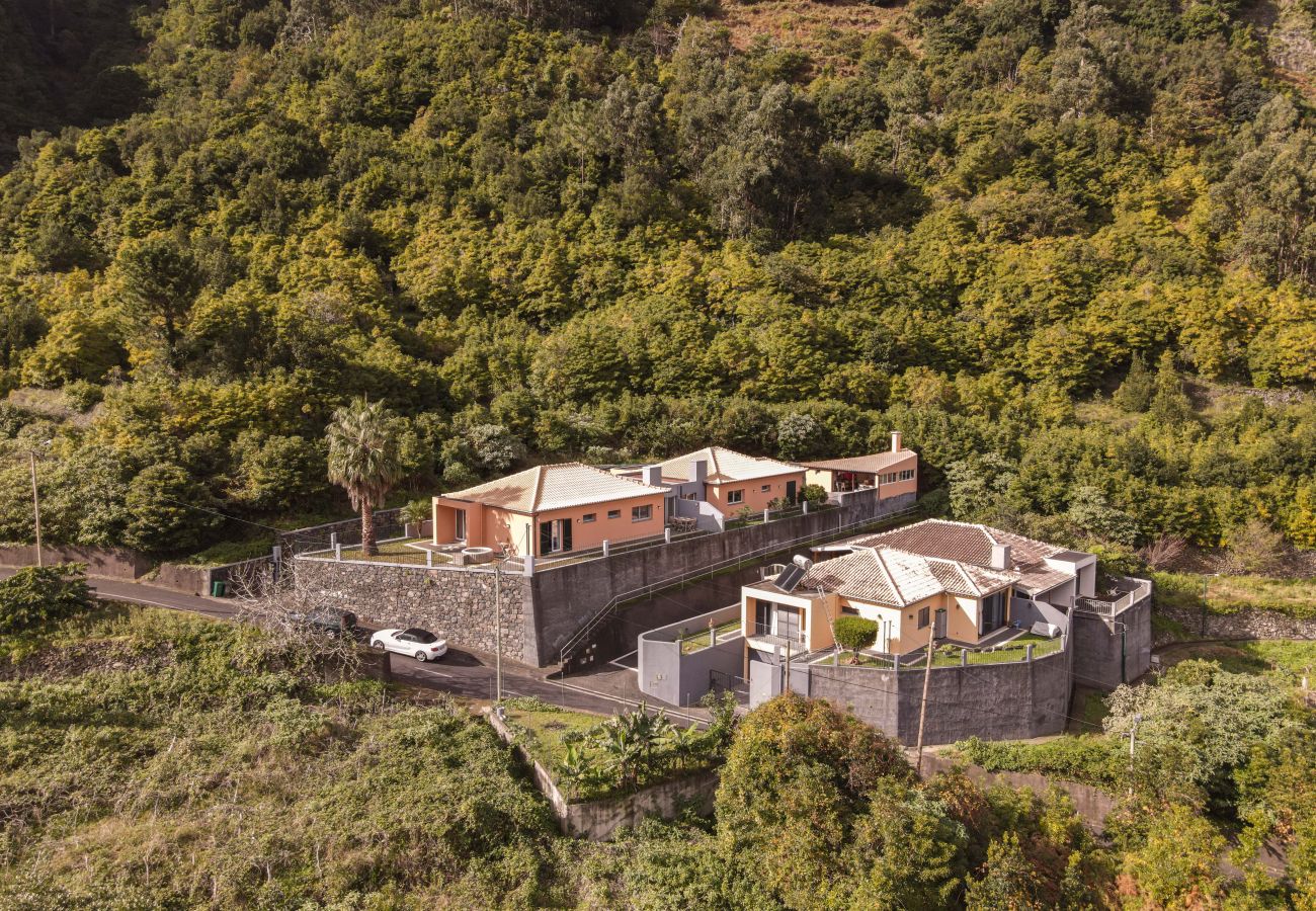 Casa em São Vicente - Fajã do Amo by Atlantic Holiday Casa em São Vicente - Fajã do Amo by Atlantic Holiday