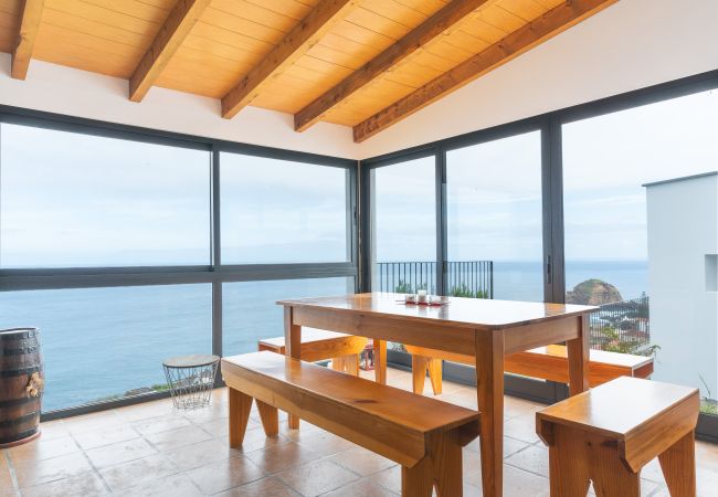 Villa em Porto Moniz - Villa das Escaleiras by Atlantic Holiday Villa em Porto Moniz - Villa das Escaleiras by Atlantic Holiday