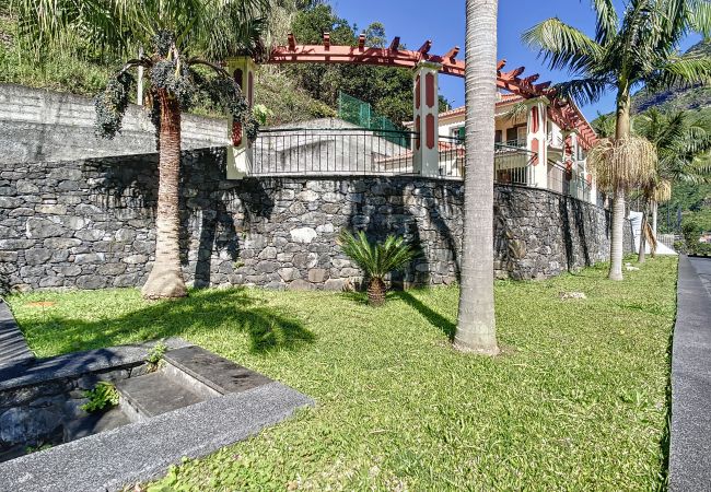 Casa em São Vicente - Mountain View Villa by Atlantic Holiday Casa em São Vicente - Mountain View Villa by Atlantic Holiday