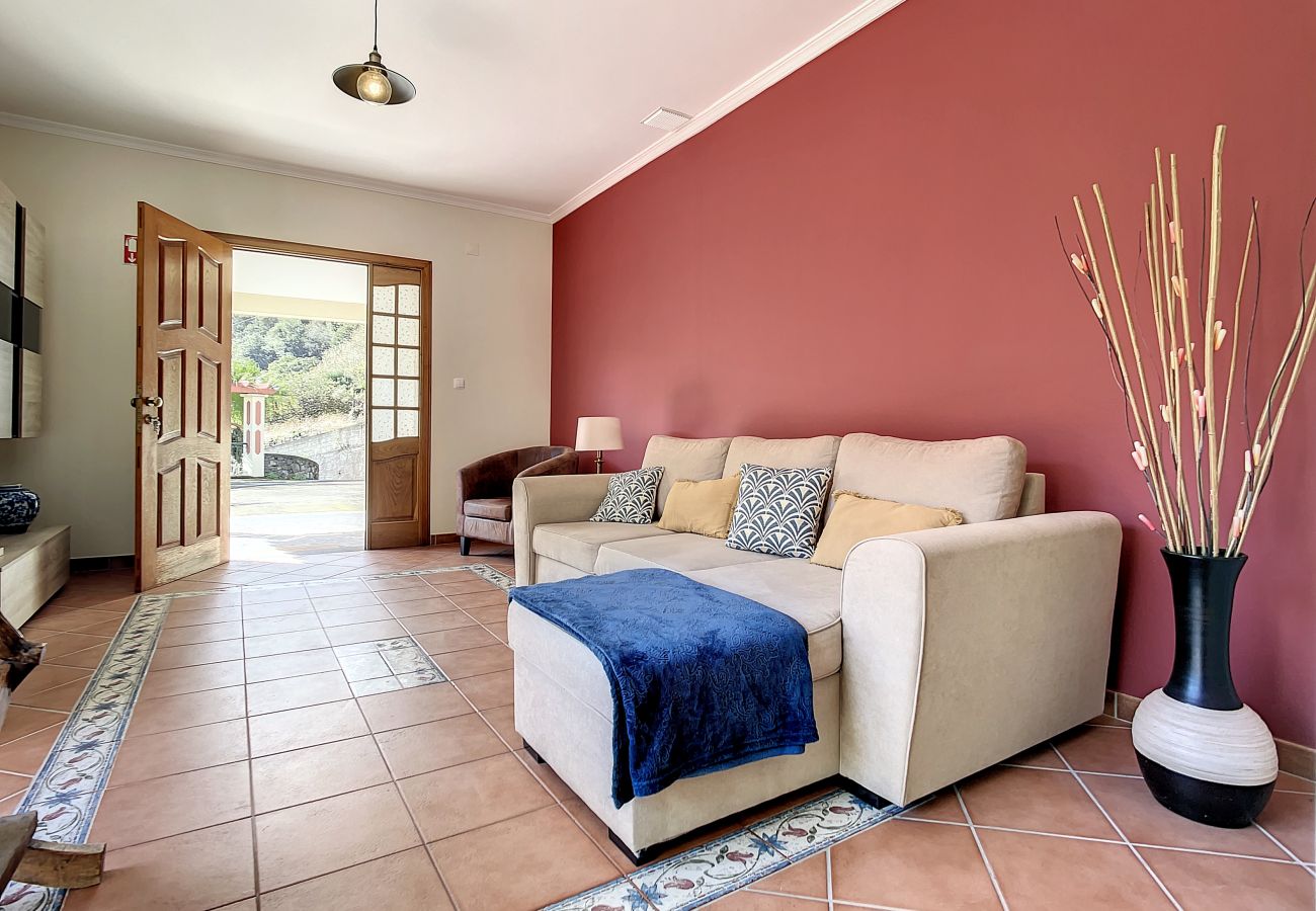 Casa em São Vicente - Mountain View Villa by Atlantic Holiday Casa em São Vicente - Mountain View Villa by Atlantic Holiday