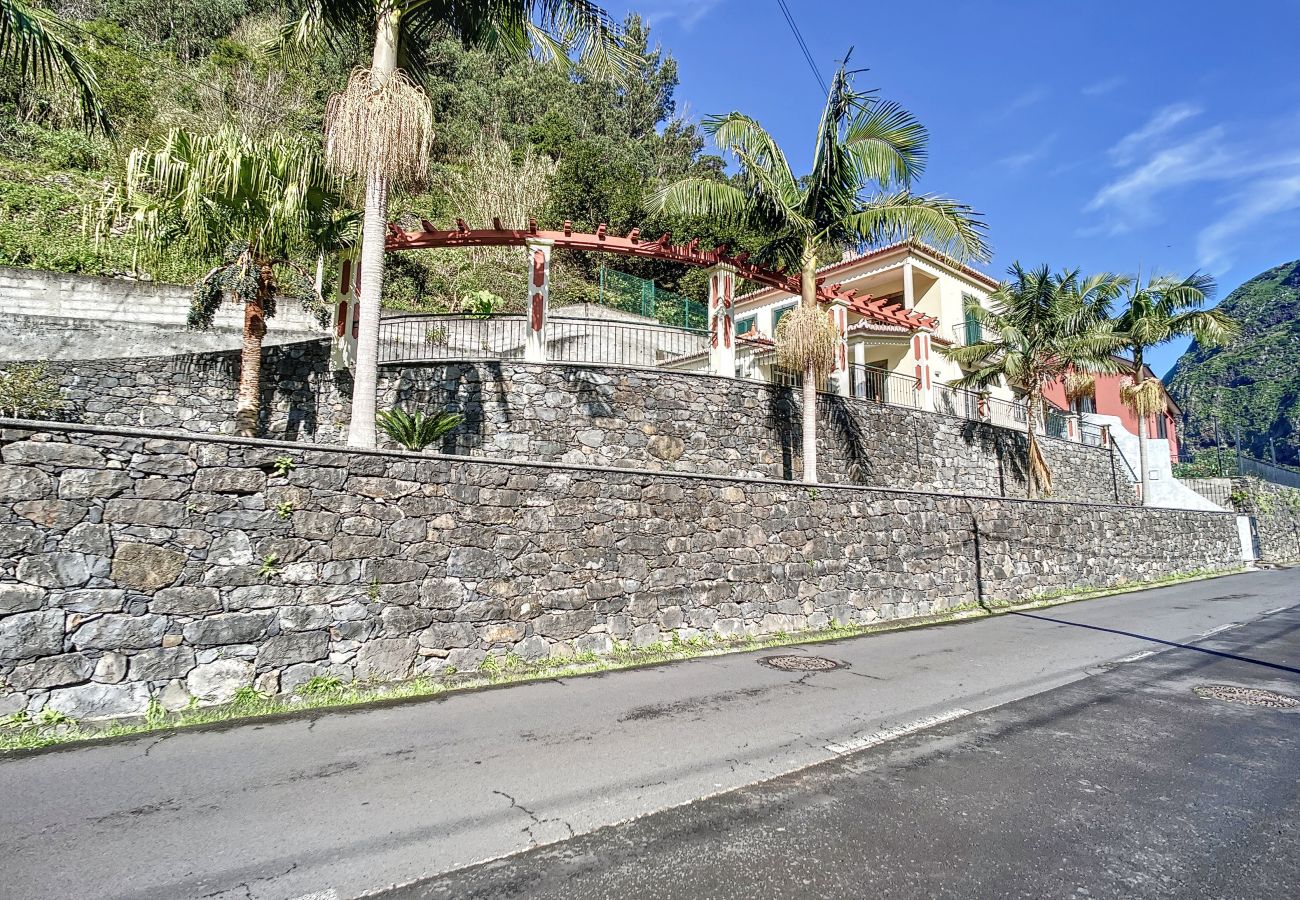 Casa em São Vicente - Mountain View Villa by Atlantic Holiday Casa em São Vicente - Mountain View Villa by Atlantic Holiday
