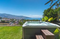 Villa em Funchal - Sublime View Villa by Atlantic Holiday