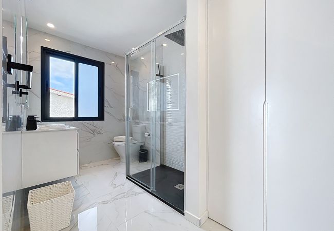 Casa geminada em Caniço - Breeze House 1 by Atlantic Holiday Casa geminada em Caniço - Breeze House 1 by Atlantic Holiday