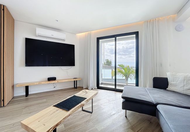 Casa geminada em Caniço - Breeze House 1 by Atlantic Holiday Casa geminada em Caniço - Breeze House 1 by Atlantic Holiday