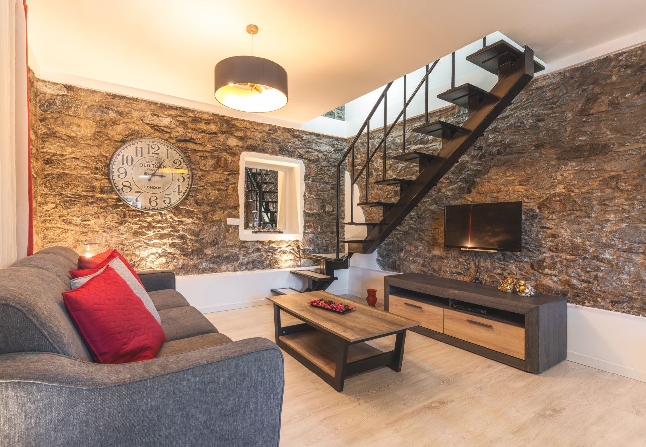 Casa em Câmara de Lobos - A Casinha by Atlantic Holiday