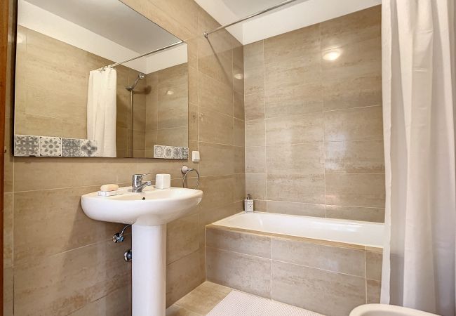 Apartment in São Vicente - Apartamento Amarelo by Atlantic Holiday Apartment in São Vicente - Apartamento Amarelo by Atlantic Holiday
