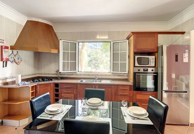 House in São Vicente - Mountain View Villa by Atlantic Holiday House in São Vicente - Mountain View Villa by Atlantic Holiday