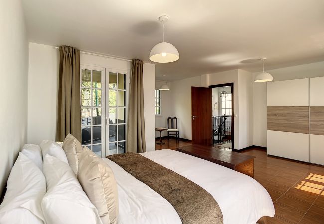 House in Funchal - Villa Formosa View by Atlantic Holiday House in Funchal - Villa Formosa View by Atlantic Holiday