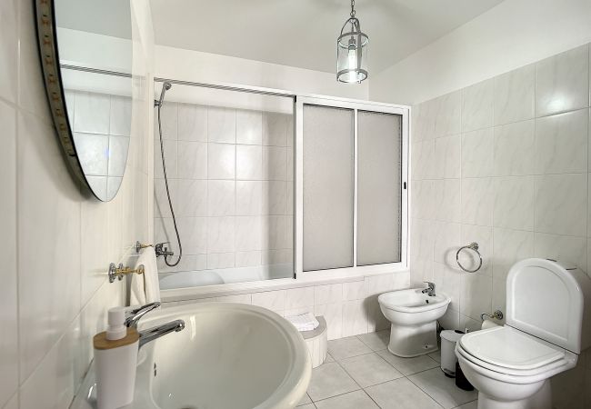 House in Funchal - Villa Formosa View by Atlantic Holiday House in Funchal - Villa Formosa View by Atlantic Holiday