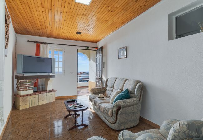 House in Caniçal - Casa Moreira by Atlantic Holiday House in Caniçal - Casa Moreira by Atlantic Holiday