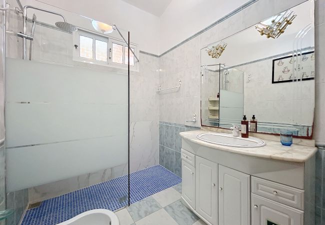 House in Caniçal - Casa Moreira by Atlantic Holiday House in Caniçal - Casa Moreira by Atlantic Holiday