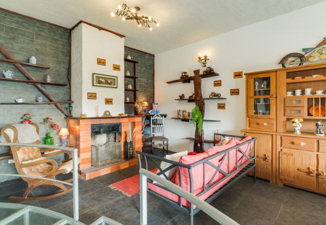 House in São Jorge - Sá Dias House by Atlantic Holiday House in São Jorge - Sá Dias House by Atlantic Holiday