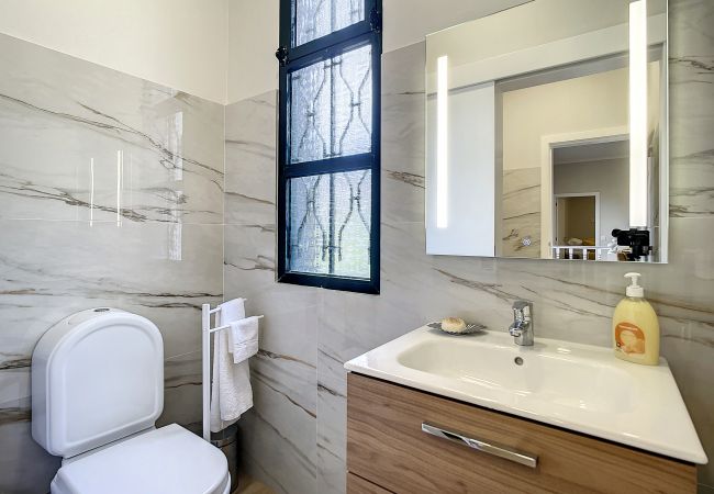 House in Machico - Solarium Villa by Atlantic Holiday House in Machico - Solarium Villa by Atlantic Holiday