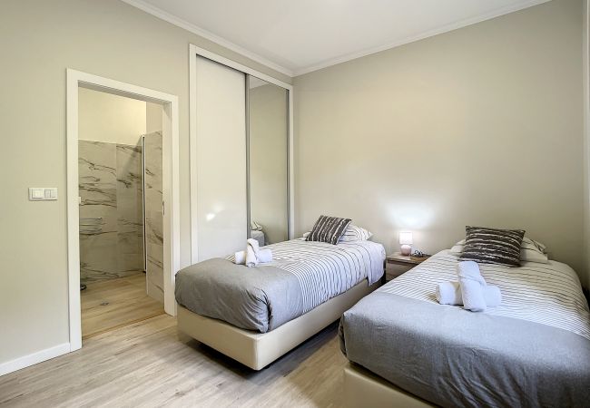 House in Machico - Solarium Villa by Atlantic Holiday House in Machico - Solarium Villa by Atlantic Holiday