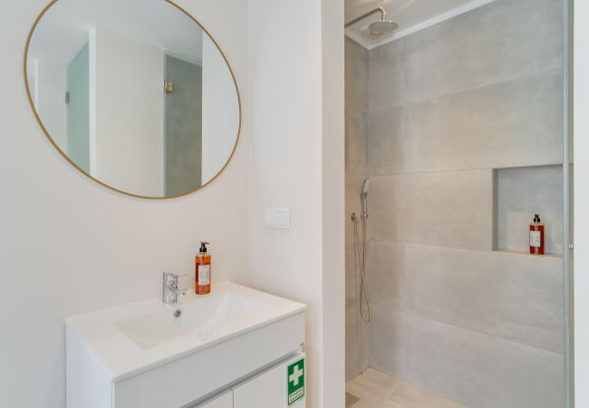 Studio in Funchal - Q Studios 3 by Atlantic Holiday Studio in Funchal - Q Studios 3 by Atlantic Holiday