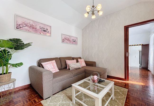 House in Ribeira da Janela - Peaceful Panorama by Atlantic Holiday House in Ribeira da Janela - Peaceful Panorama by Atlantic Holiday