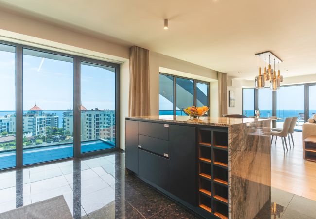 Apartment in Funchal - Majestic Penthouse View by Atlantic Holiday Apartment in Funchal - Majestic Penthouse View by Atlantic Holiday