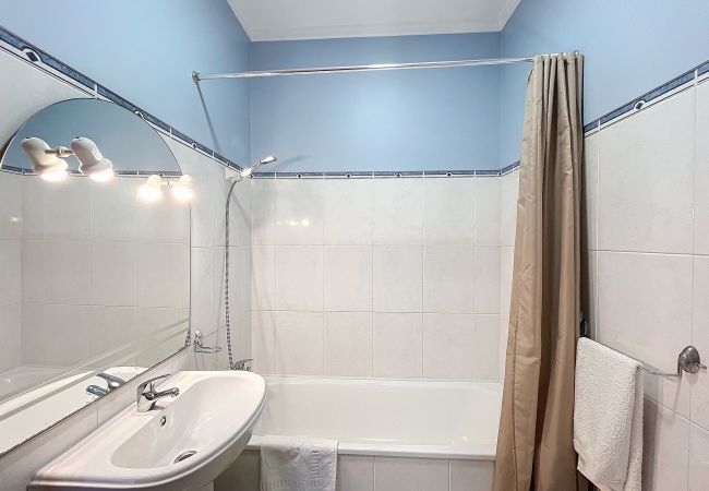 Terraced House in Água de Pena - Eddys House by Atlantic Holiday Terraced House in Água de Pena - Eddys House by Atlantic Holiday