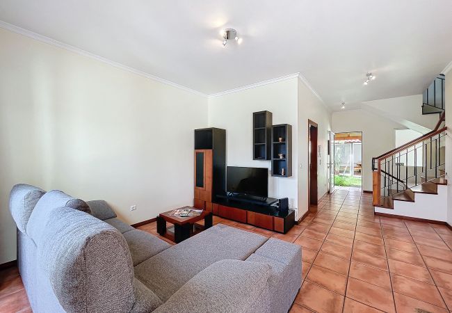 Terraced House in Água de Pena - Eddys House by Atlantic Holiday Terraced House in Água de Pena - Eddys House by Atlantic Holiday