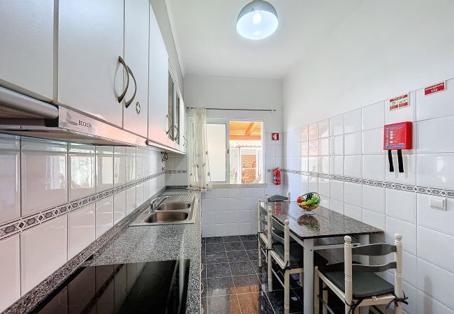 Terraced House in Água de Pena - Eddys House by Atlantic Holiday Terraced House in Água de Pena - Eddys House by Atlantic Holiday