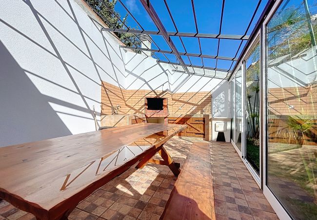 Terraced House in Água de Pena - Eddys House by Atlantic Holiday Terraced House in Água de Pena - Eddys House by Atlantic Holiday