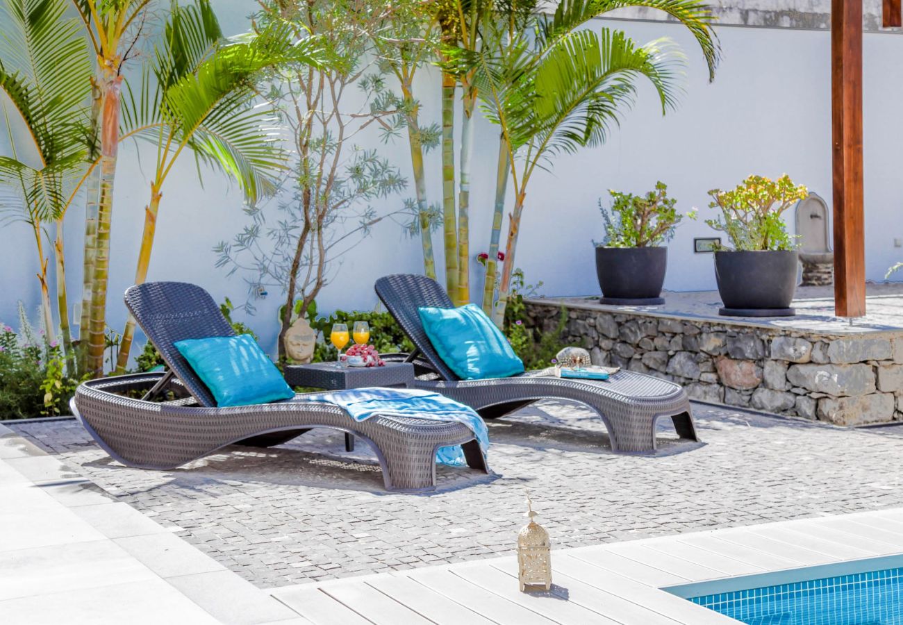 Villa in Madalena do Mar - Madeira Beach House by Atlantic Holiday Villa in Madalena do Mar - Madeira Beach House by Atlantic Holiday
