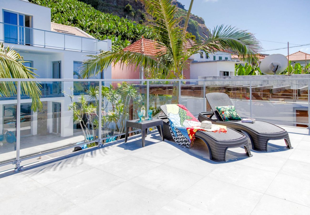 Villa in Madalena do Mar - Madeira Beach House by Atlantic Holiday Villa in Madalena do Mar - Madeira Beach House by Atlantic Holiday