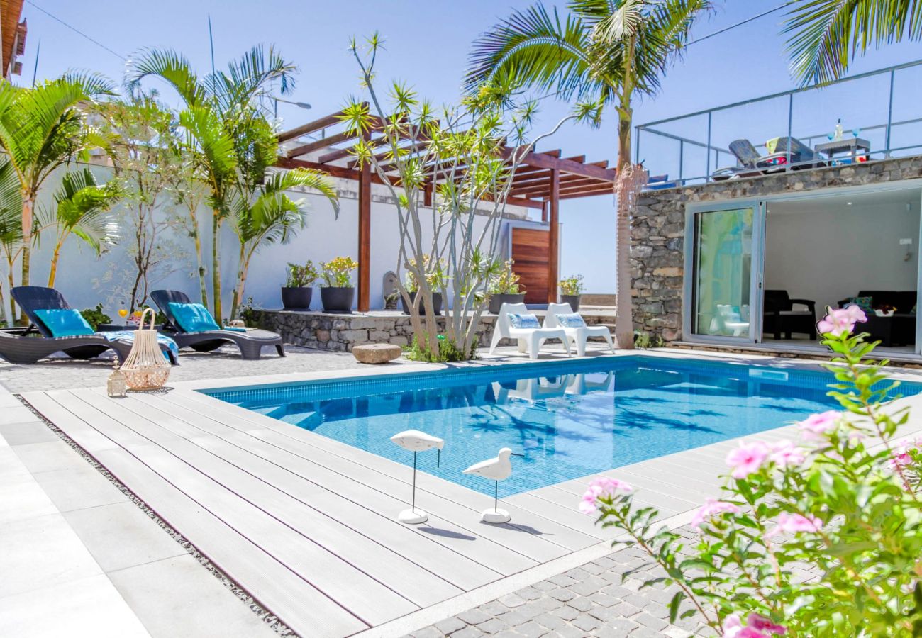 Villa in Madalena do Mar - Madeira Beach House by Atlantic Holiday Villa in Madalena do Mar - Madeira Beach House by Atlantic Holiday